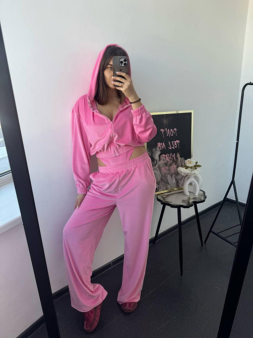 Женский стильный привлекательный велюровый костюм Барби, 44/46 Одесса - изображение 7