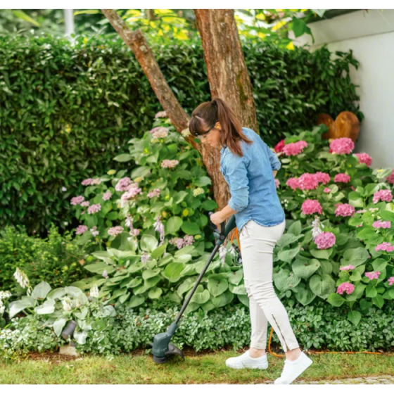Потужній тример електричний садовий для трави Bosch EasyGrassCut 26 : 280 Вт, 12500 об/хв, волосінь, 26 см Київ