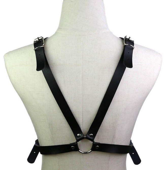 Портупея зі штучної шкіри з фіксатором Women's PU Leather Chest Harness Caged Bra GREY Sex Aura Київ - фото 4