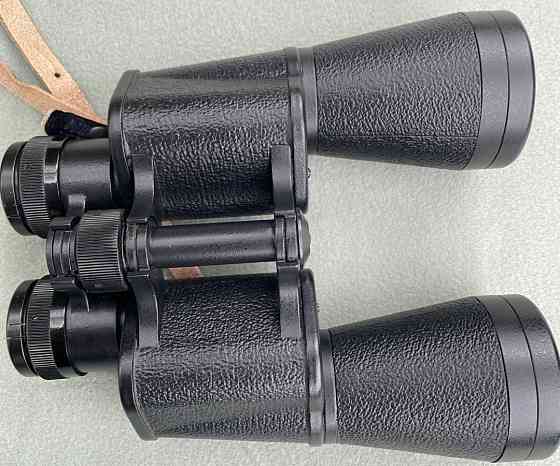 Бінокль радянських часів. Київ