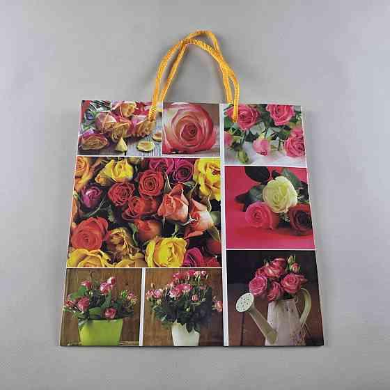 Пакет паперовий подарунковий квадратний 23*24*10 (артKV-076) (12 шт.) Харків