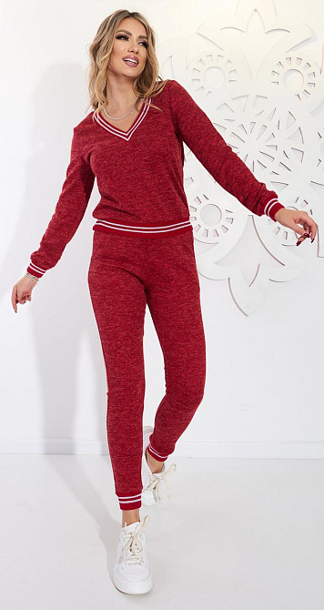 Прогулочный костюм (42) Киев - изображение 1