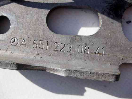 Mercedes-Benz  A6512230841 Кронштейн - провушина задня права двигуна OM651 R4 2.2 cdi E-Class W21 C207 W221 W222 C-Class W204 W205 CLS C218 Одесса