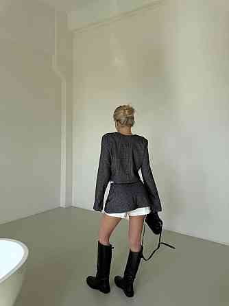 Женский спелый костюм тройка клетка шерсть; шорты вавилка Черный, 44/46 Одесса