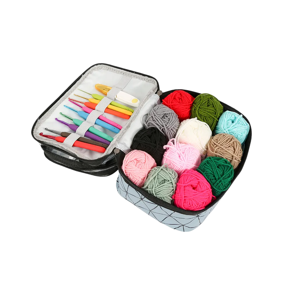 Набор для вязания крючком с пряжей и аксессуарами в косметичке, серый цвет Каменец-Подольский - изображение 1