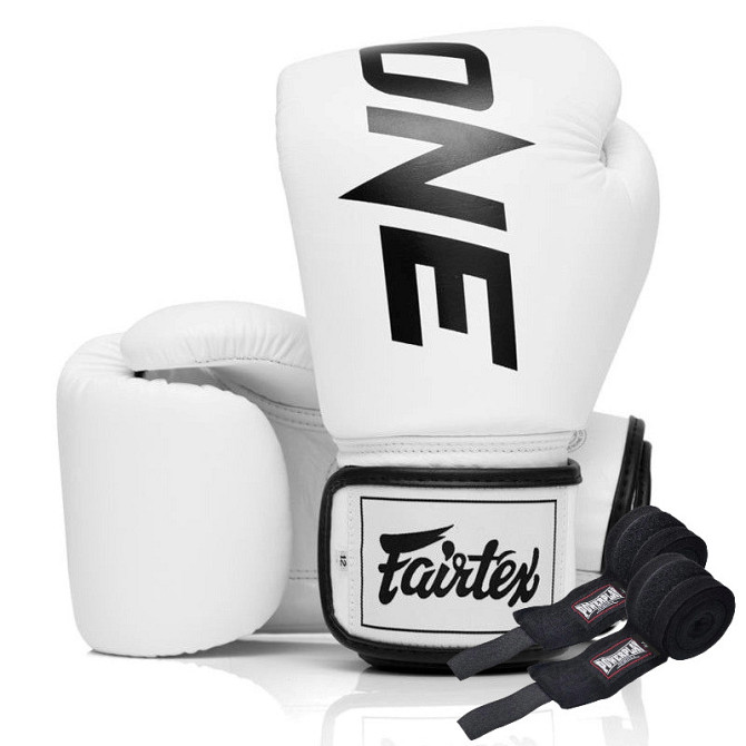 Боксерські рукавиці Fairtex BGV1-ONE (натуральна шкіра) White 14 унцій (бинти в комплекті) Кам'янське - фото 1