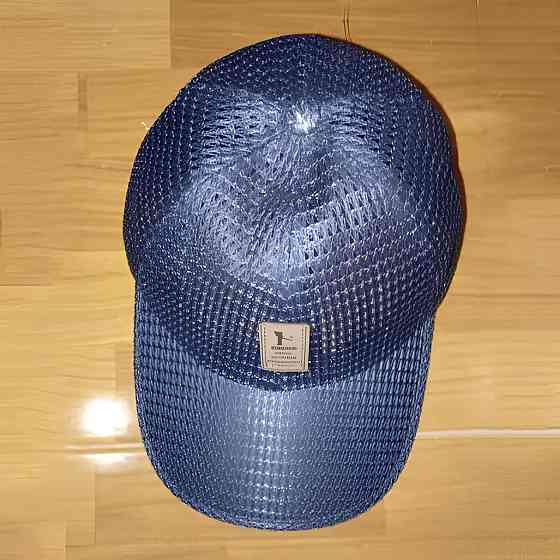 Бейсболка синяя в сетку. Сетчатая бейсболка синего цвета. Синяя кепка с хорошей вентиляцией Киев