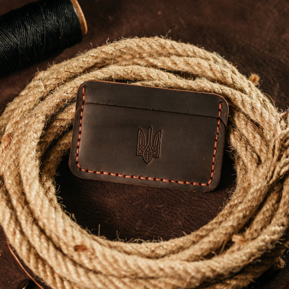Картхолдер стильний Коричневий з тисненням Герб шкіряний, органайзер чохол зі шкіри для 4 банківських картокMasterSem Київ - фото 1