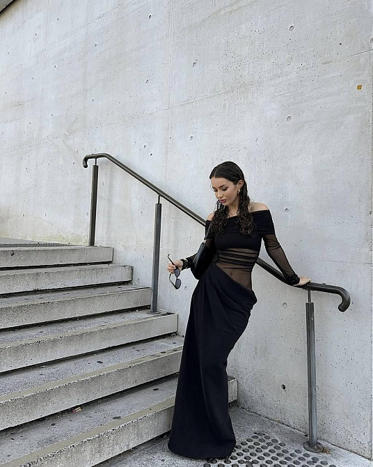 Жіноча елегантна приваблива максі- сукня з відкритими плечима Одеса - фото 6