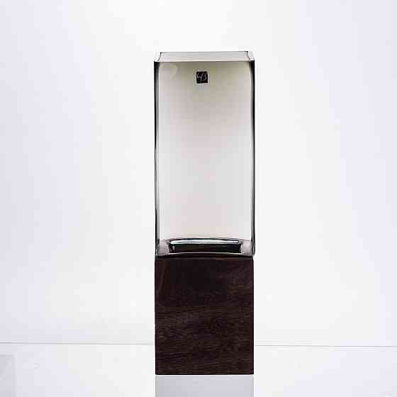 Yiwu Скляна декоративна ваза квадратна, стильна ваза скло з деревом для квітів прозора HP-32-7 Коломыя