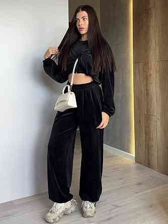 Жіночий прогулянковий костюм-трійка: худі топ і штани велюр плюш Чорний, 44/46 Одеса