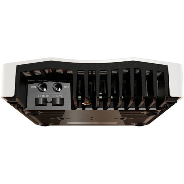 Комутатор Mikrotik CCRS304-4XG-IN, 1x10/100/1000, 4x1G/2.5G/5G/10G Ethernet Киев - изображение 3