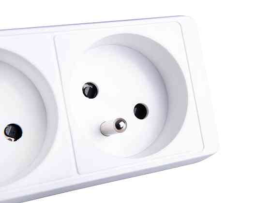 Подовжувач електричний "Keltin" побутовий IP20 із заземленням і вимикачем  3 метра 5 гнізда білий Стрый