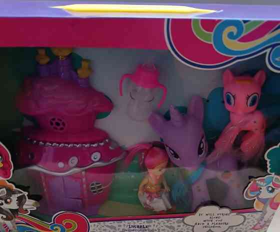 Набор пони с домиком и куклой. Харьков