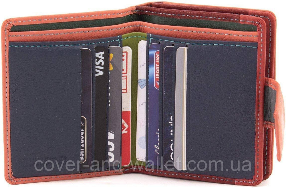 Жіночий компактний гаманець з натуральної шкіри рожевого кольору з хлястиком на магніті ST Leather Київ - фото 5