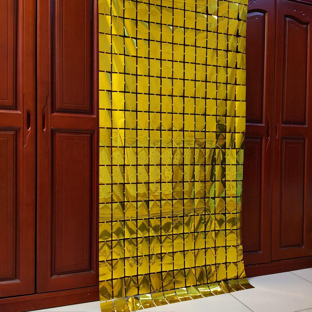 Дождик для фотозоны на стену кубиками 2 м на 1 м золотистый Киев - изображение 8