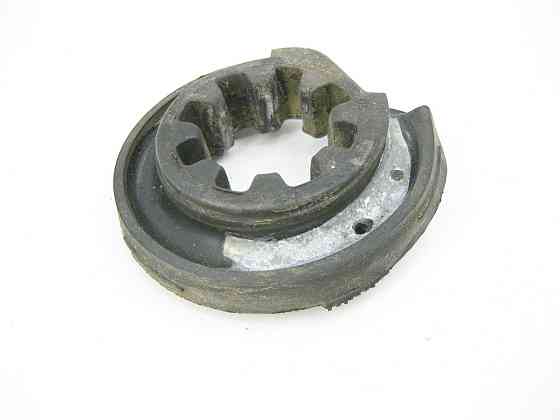 Mercedes-Benz  A2463250684 Гумова опора під задню пружину на важелі CLA Shooting Brake X117 CLA C117 GLA X156 B-class W242 Одесса