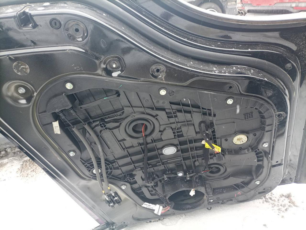 Дверь Kia Sorento 3 UM (2017-2020) рестайлинг 2,2 D GT-line задняя левая в сборе (без карты) оригинал б/у Киев - изображение 4