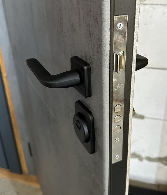 Двери квартирные Redfort, модель Дуэт комплектация Эконом 960 Киев - изображение 9