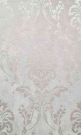 Шпалери вінілові на флізеліні Grandeco Universe 5 вензеля завитки сріблясті на сірому Київ