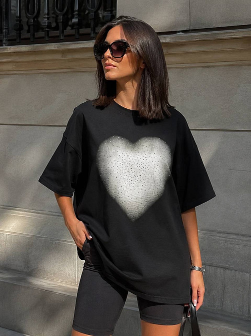 Футболка женская SHENG 6820 супер oversize широкая с большим сердцем из камней one size черная, черный, one size Киев - изображение 13