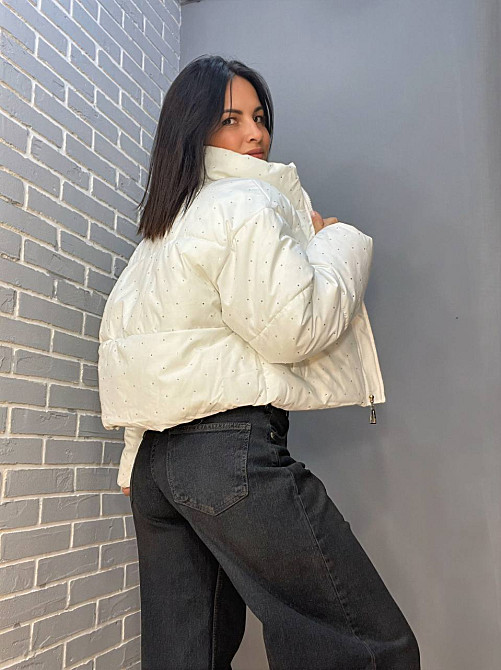 Куртка жіноча Haiziyuan 7165 коротка широка оверсайз розсип камінців без капюшона біла, білий, XL Одеса - фото 4