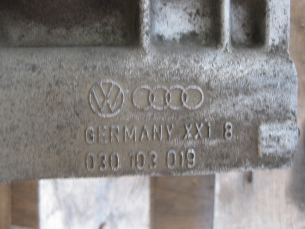 VAG  030103019 Блок циліндрів з поршнями та колінвалом 1.4л R4 16V Одеса - фото 13