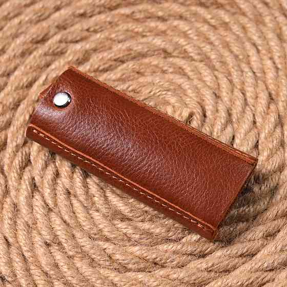 Практичная ключница в глянцевой коже Слава ЗСУ GRANDE PELLE 16720 Светло-коричневая Киев