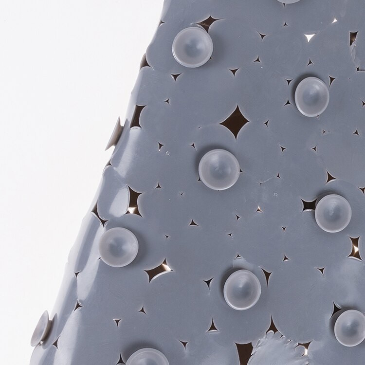 Силиконовый коврик для ванны и душа Bathlux овальной формы, нескользящий, люкс качество 69 х 35 см Серый Каменец-Подольский - изображение 3