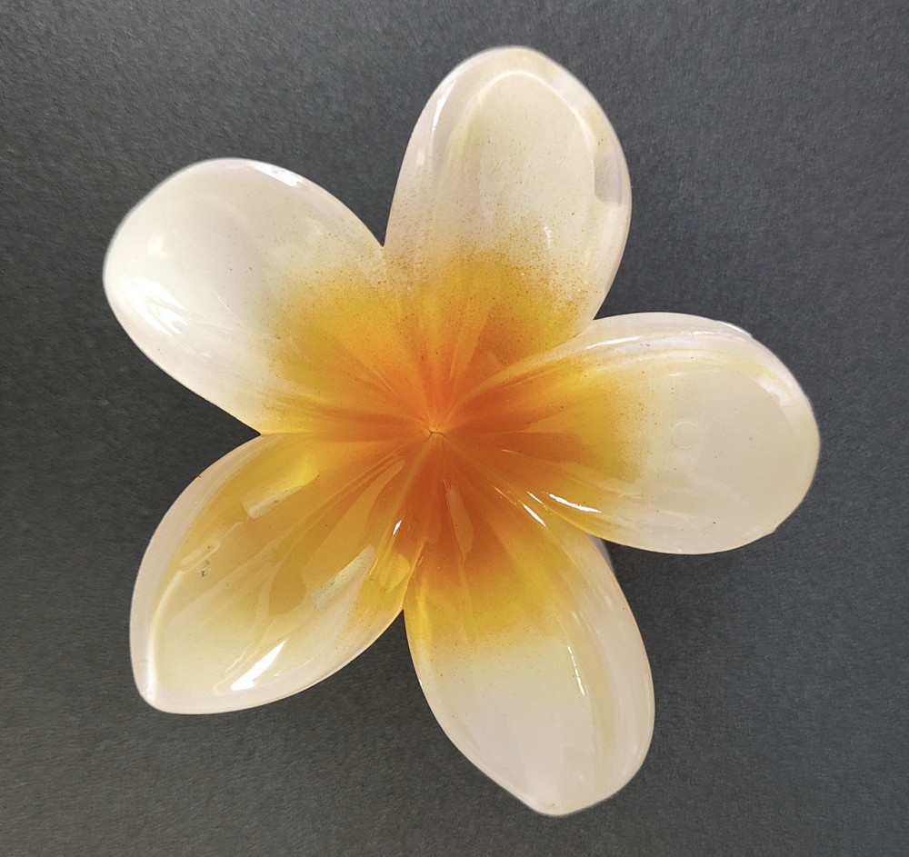 Заколка-крабік квітка Білий з жовтою серединкою Смела - изображение 3