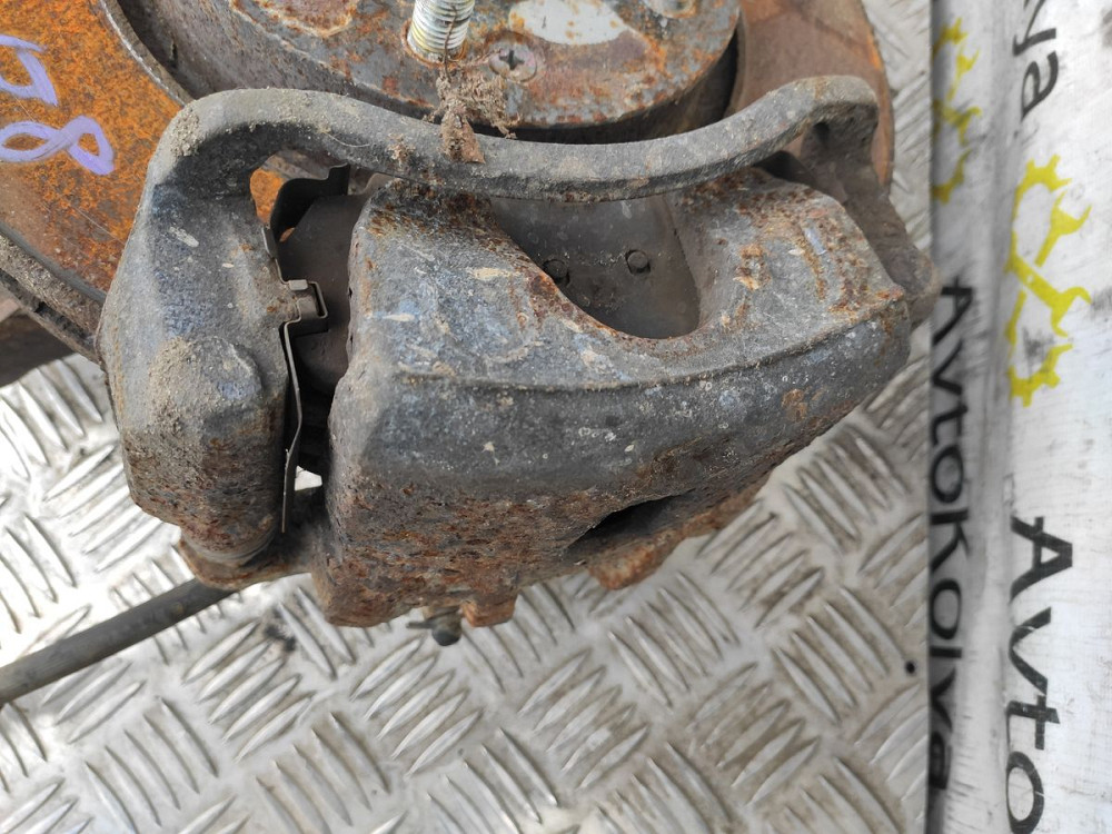 Супорт передній Hyundai Tucson 2004-2009 Ковель - фото 1