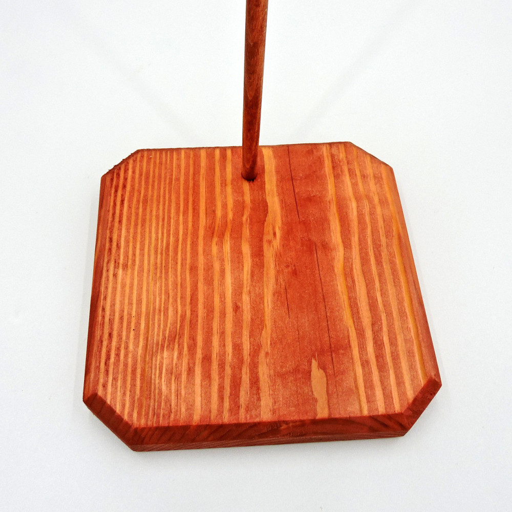 Подставка для кукол 