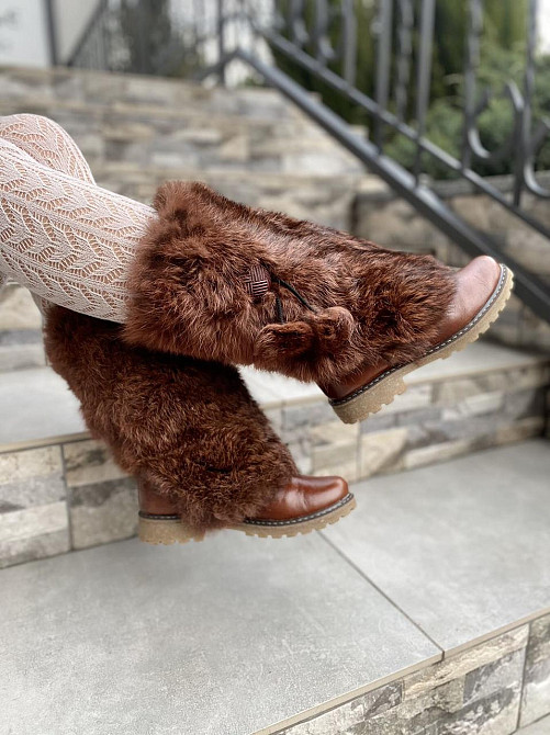 TopS Унти жіночі TopS коричневі натуральна шкіра з хутром висота 26см обхват 32-33см размер 36- Коломыя - изображение 2