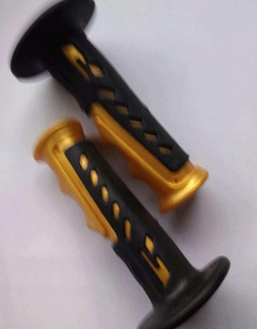 Ручки руля велосипедные (черные с оранжевым) Мукачево - изображение 1