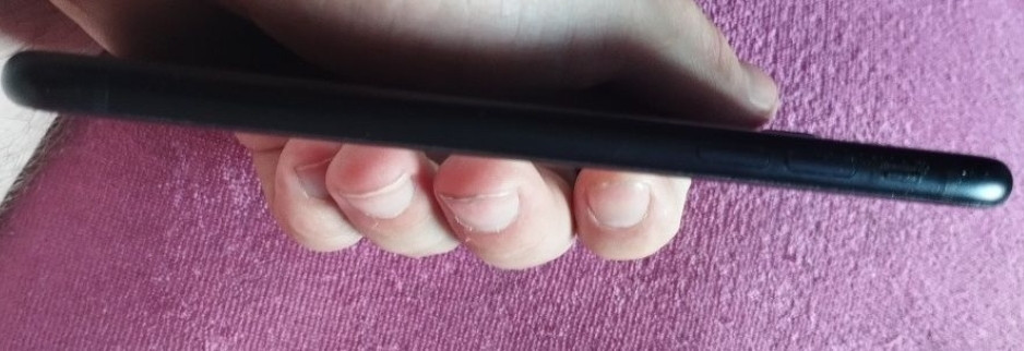 Айфон: iPhone XR 64 Gb. АКБ 85%. Киев - изображение 3