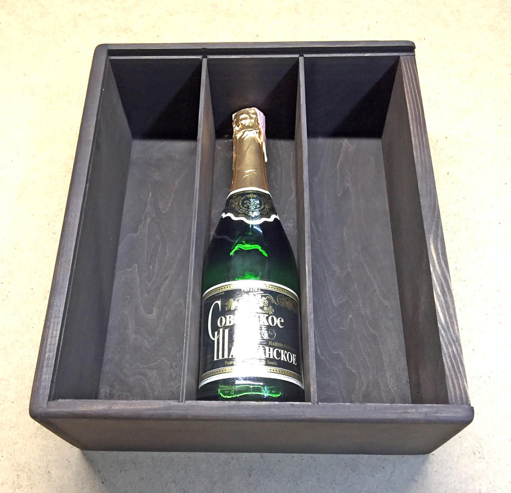 Подарочная коробка 