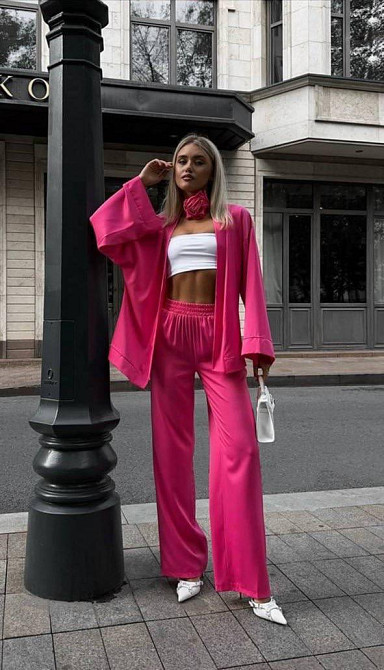 Жіночий базовий костюм-двійка: кімоно та штани атлас Малиновий Одеса - фото 4