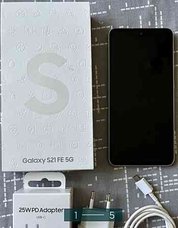 Смартфон: Samsung S21 FE 8/256Gb. White. Киев