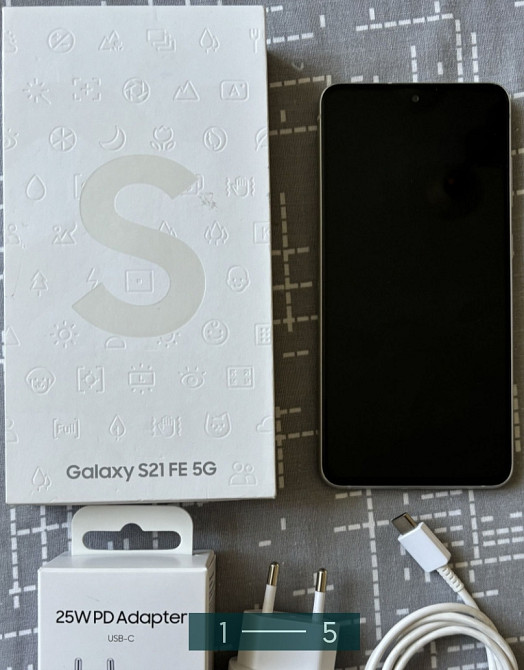 Смартфон: Samsung S21 FE 8/256Gb. White. Київ - фото 1