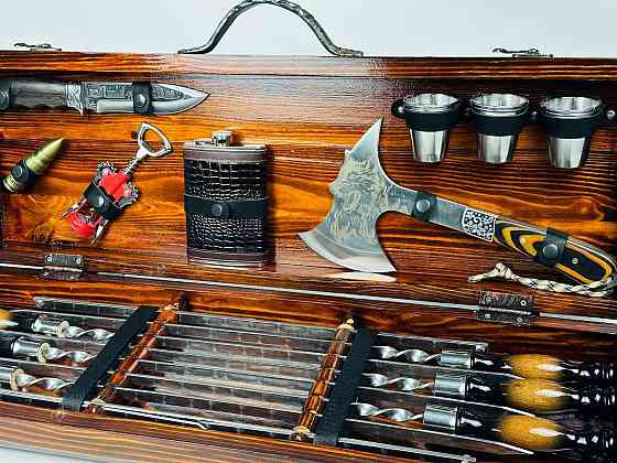 Подарочный набор шампуров в деревянном кейсе ВОЛК HAPPY DAYS Тернополь