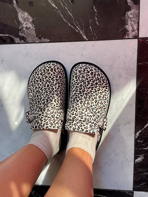SEE SEVEN Жіночі шльопанці, натуральна шкіра, із закритим носком леопардові літні SEE SEVEN 161 Коломия - фото 1