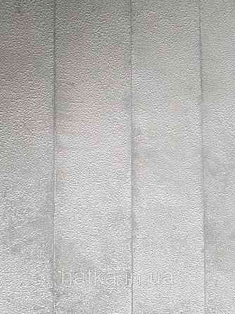 Обои виниловые на флизелине Marburg Atelier 31401 метровые лофт полосы под металл светло серые белые серебро Киев