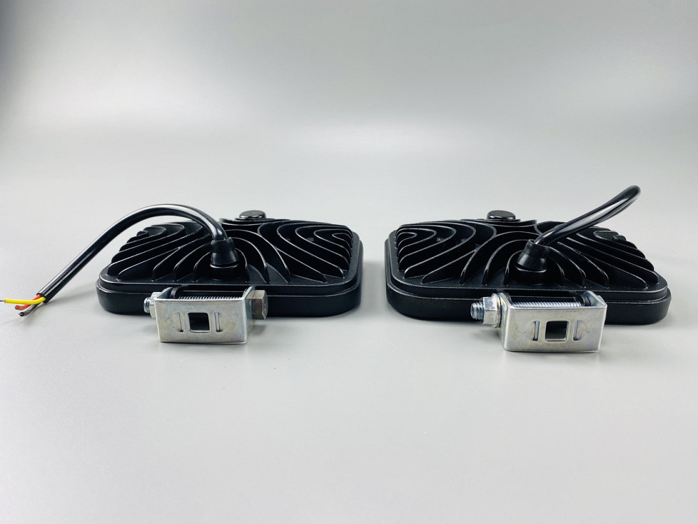 Фара LED прямокутна 99W ближнє і дальнє світло 33 led діода 6500K робоча фара Мукачево - фото 2