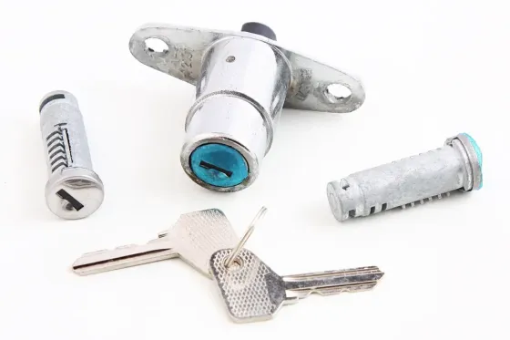 Замок багажника 2101 з циліндрами хром. Flagmus Вінниця