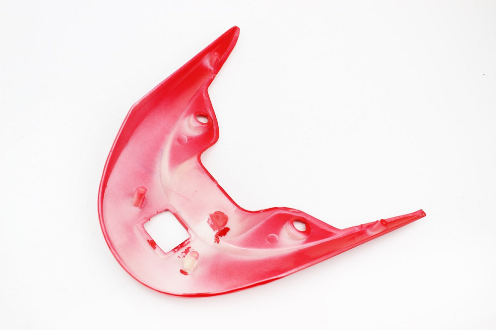 пластик - задній "спойлер", ЧЕРВОНИЙ Киев - изображение 2