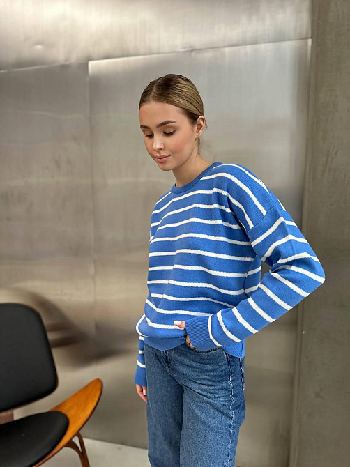 Жіночий базовий смугастий светр оверсайз шерсть 70% акрил 30% Синій Одеса - фото 3