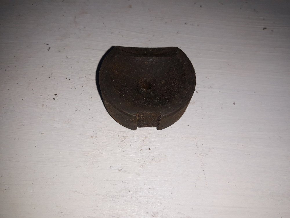 Вкладка пальця кермової поздовжньої тяги (З ОТВЕРСТЕМ) ЗІЛ-130. 130-3003022-01 Харків - фото 1