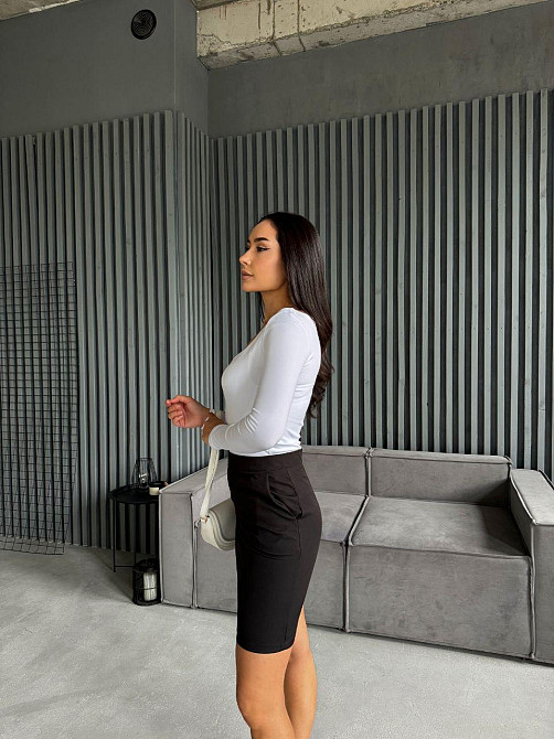 Жіночий базовий лонгслів  з вирізом мікродайвінг Одеса - фото 11