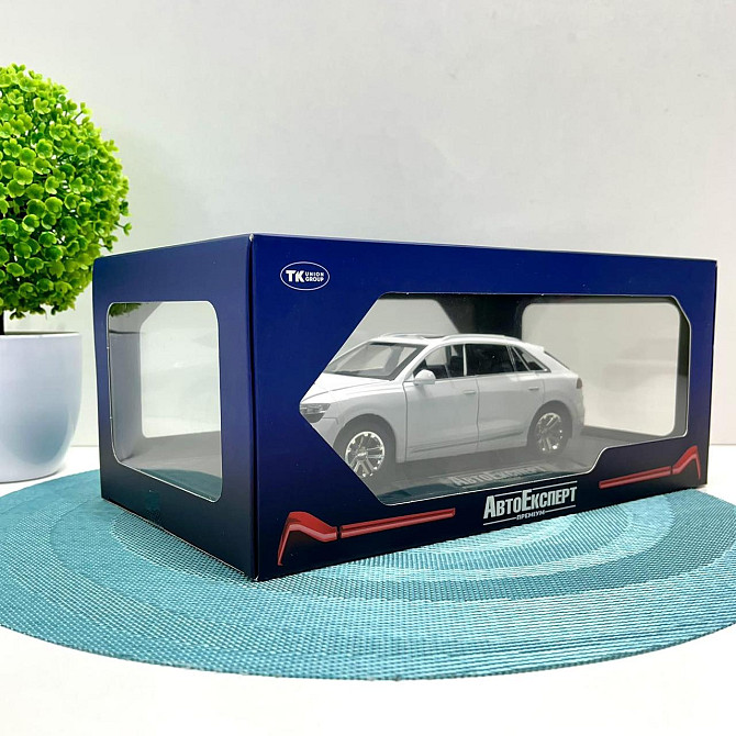 Машинка металева TK Union Group Audi Q8 відчиняються двері капот багажник масштаб 1:24 Біла (GT-5250) Чернігів - фото 5