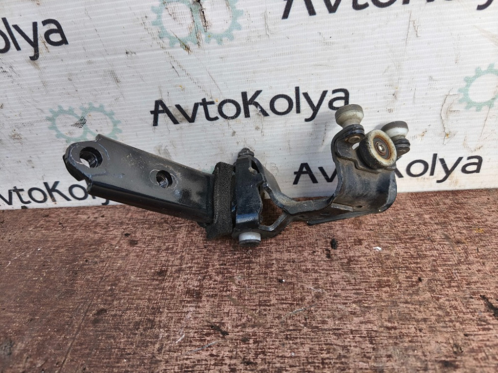 Ролик правих бокових зсувних дверей середній VW T5 2003-2015 (7E0843336A) Ковель - изображение 3